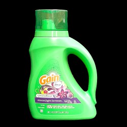 Gain Moonlight Breeze Laundry Detergent (1.36L)