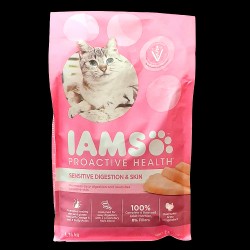 Iams Proactive Health Sensitive Cat Food (1.36kg)