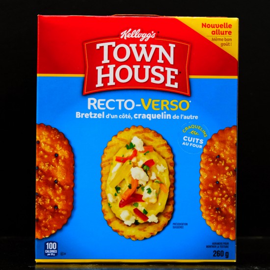 Kellogg's Town House Pretzel FlipSides Original Crackers (260g)