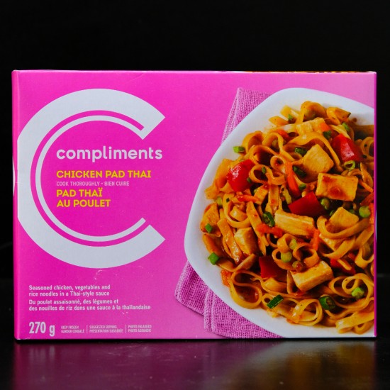 Compliments Chicken Pad Thai (270g)