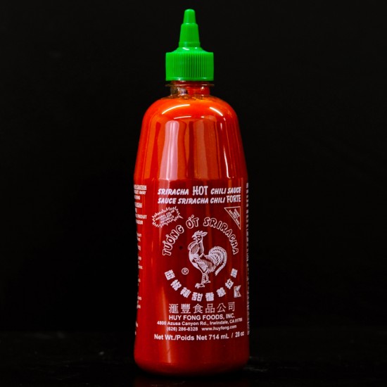 Huy Fong Foods Sriracha Hot Chili Sauce (714ml)
